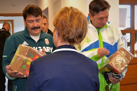 Köztársaságielnökök baráti találkozója (és indulás a kerékpártúrára)